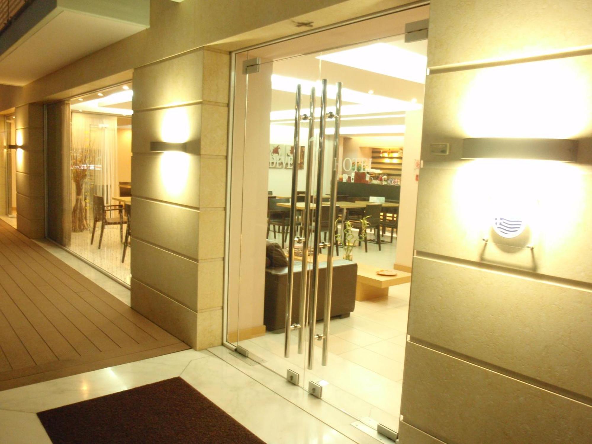 Deves Hotel نافبليو المظهر الخارجي الصورة